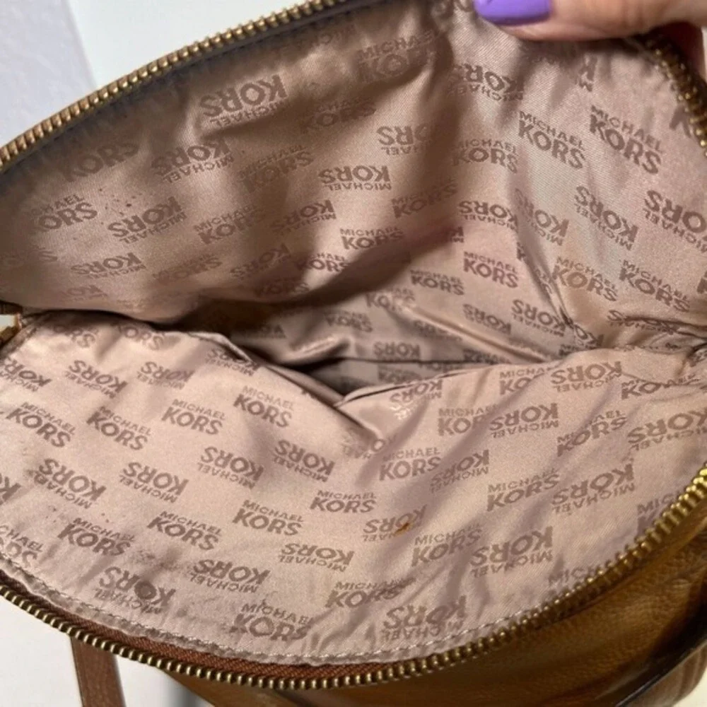 Michael Kors Bedford Flap Shoulder Crossbody Bag Purse Pebbled Leather Brown‎